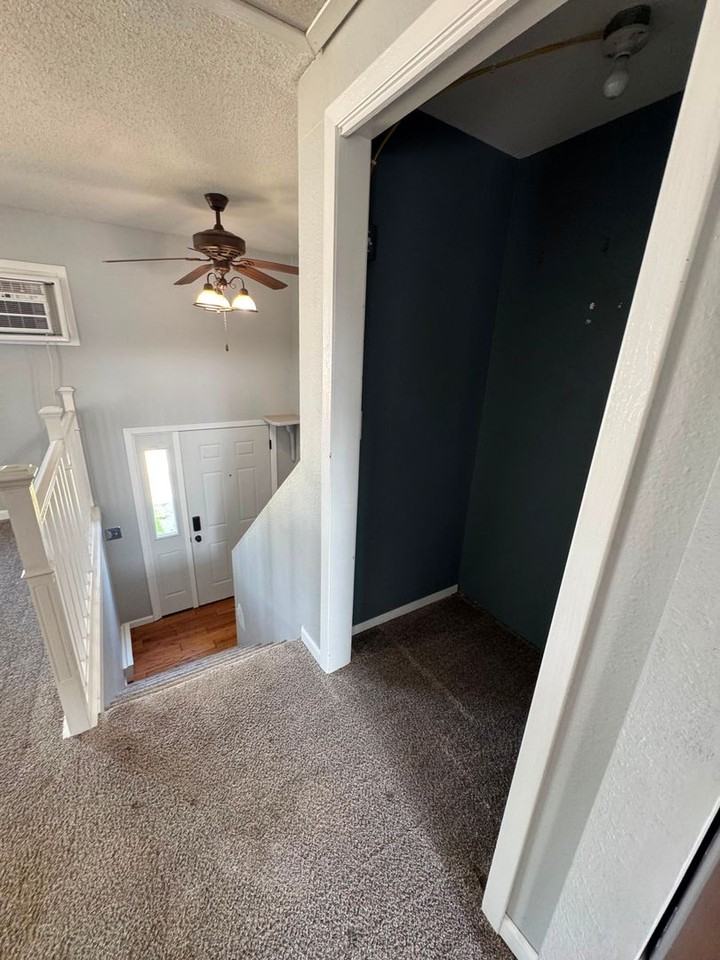 1909 13th Ave W - Photo 6 of 11