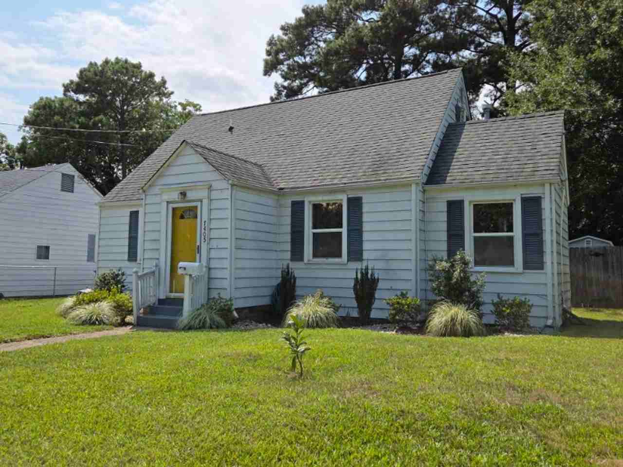 7405 Yorktown Dr - Photo 3 of 31