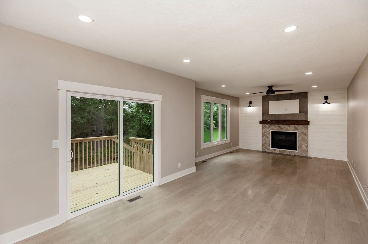 14440 Briarwood Ln - Photo 7 of 35