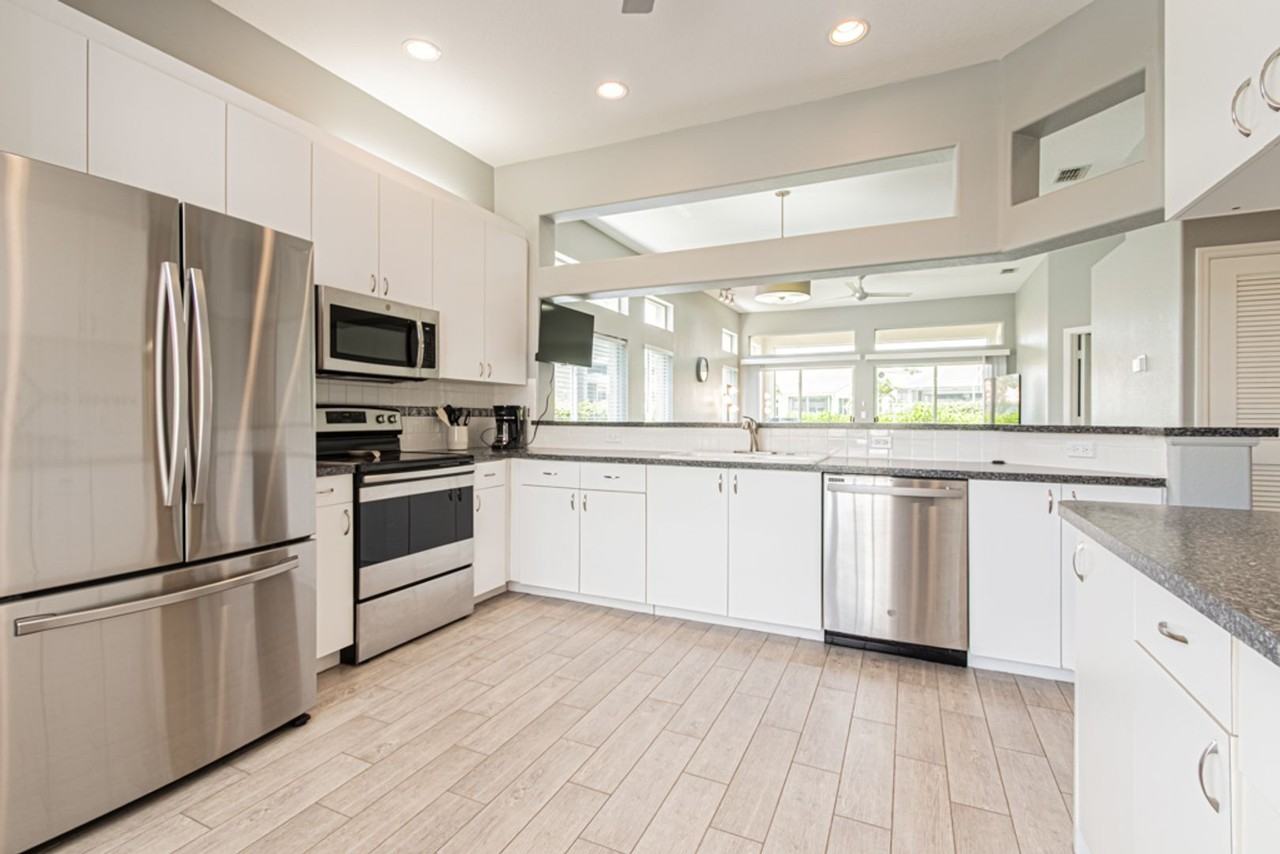 12855 Devonshire Lakes Cir - Photo 7 of 49