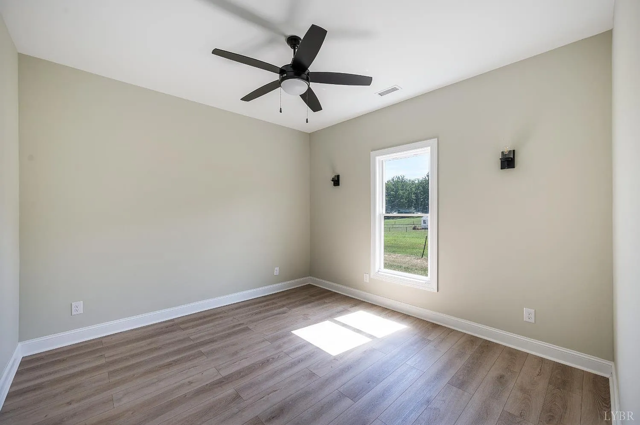 272 Marshall Mill Rd - Photo 4 of 22