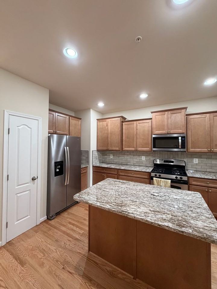 7282 Mockingbird Cir - Photo 6 of 36