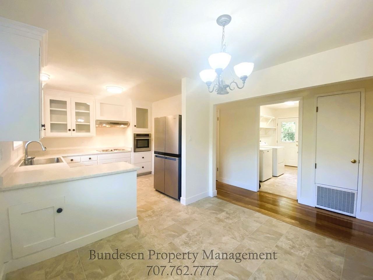 77 Sunny Hill Dr - Photo 4 of 21