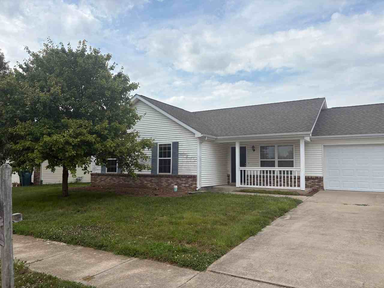 1402 Crusade Dr