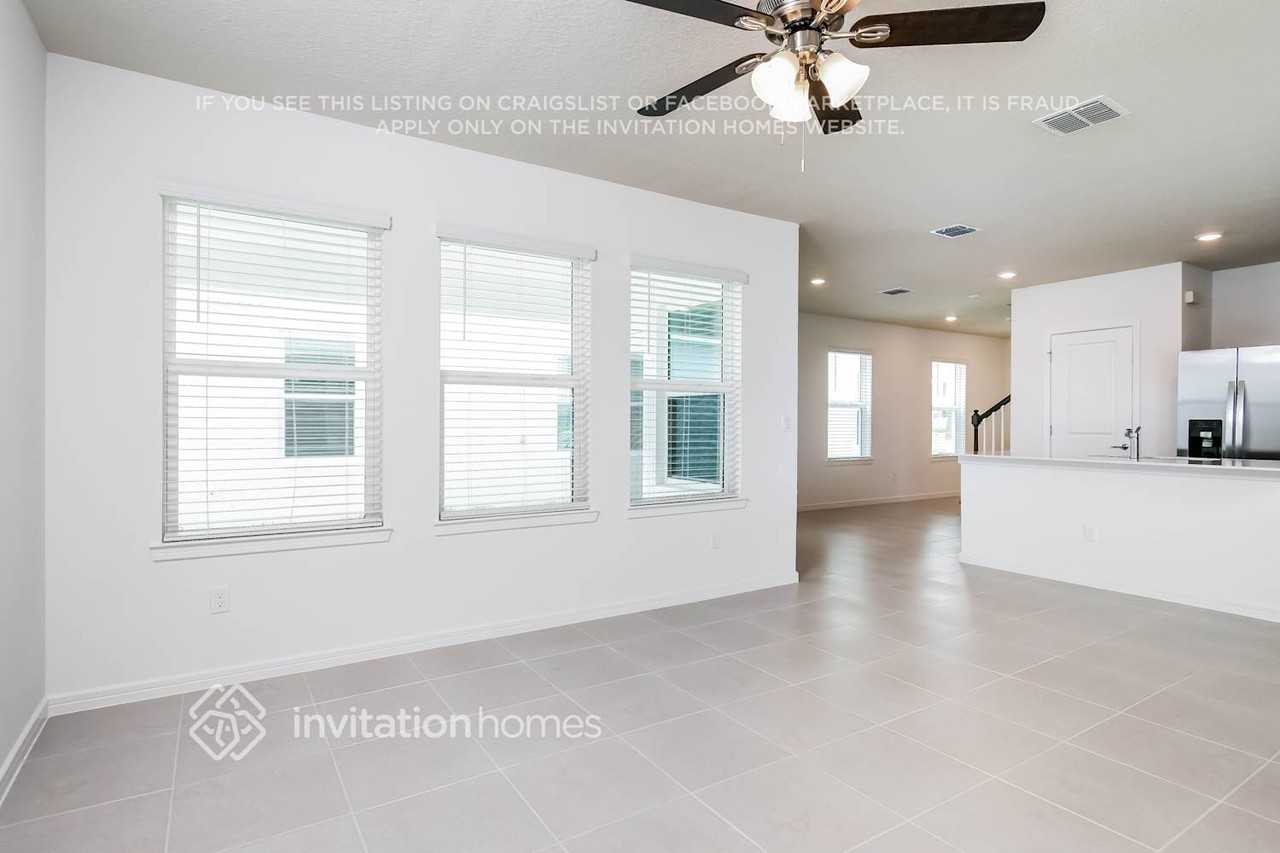 1915 Tohoqua Blvd - Photo 7 of 30