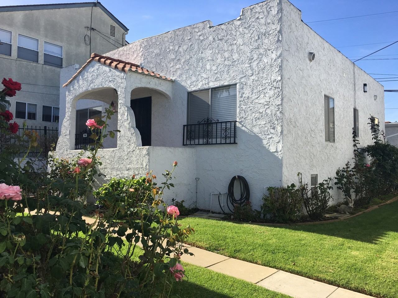 749 Belmont Ave