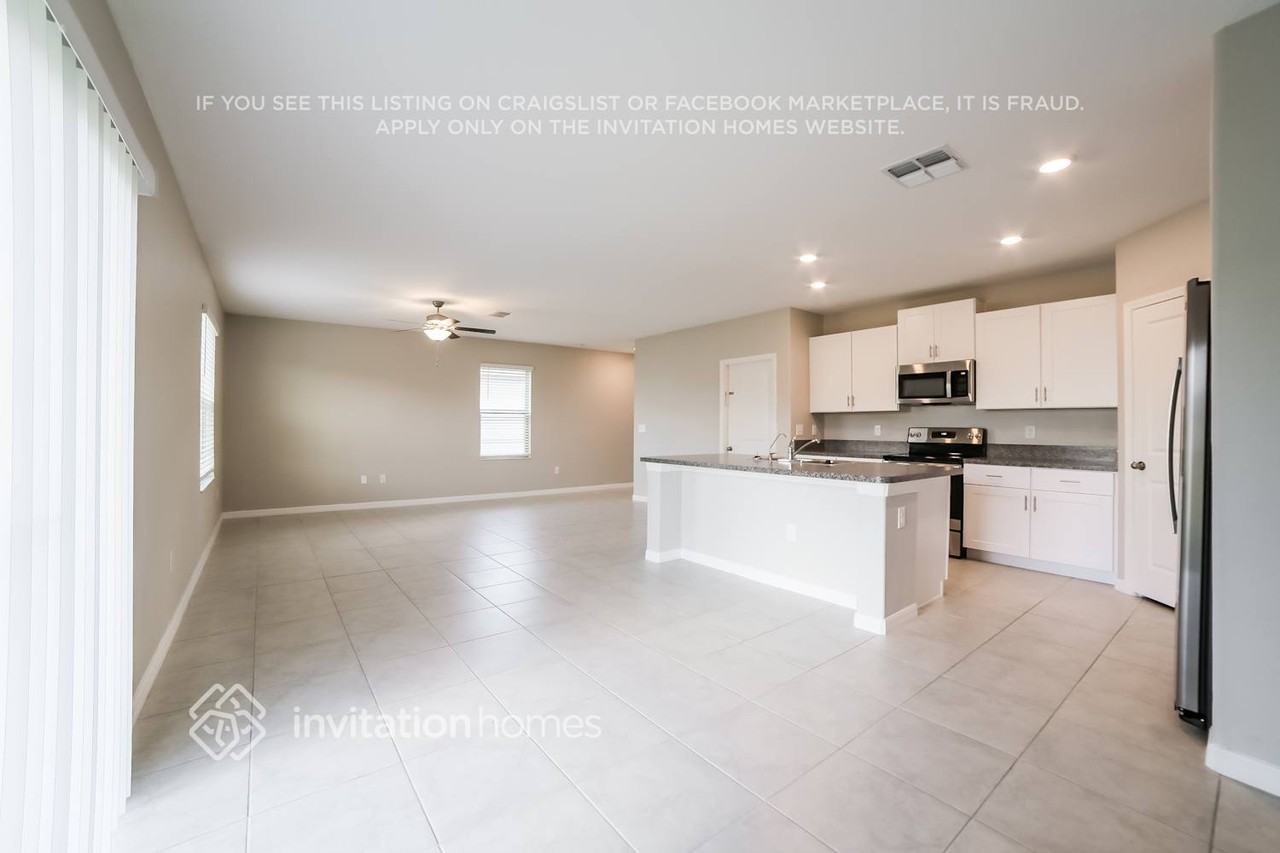 15545 Miller Creek Dr - Photo 6 of 23