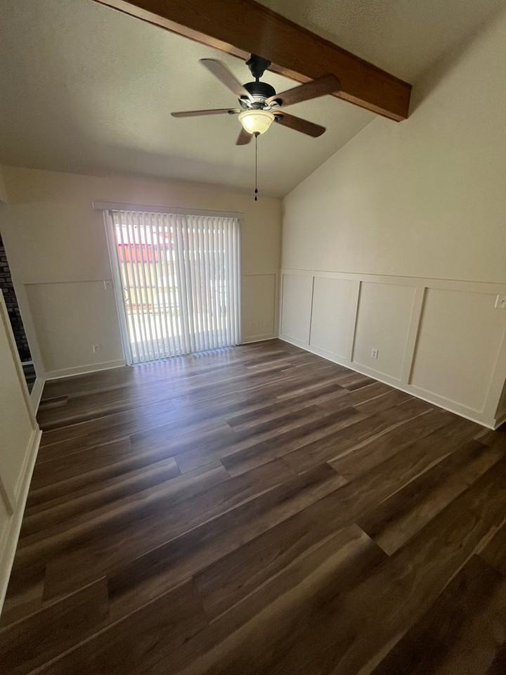 3341 Gould Way - Photo 5 of 15
