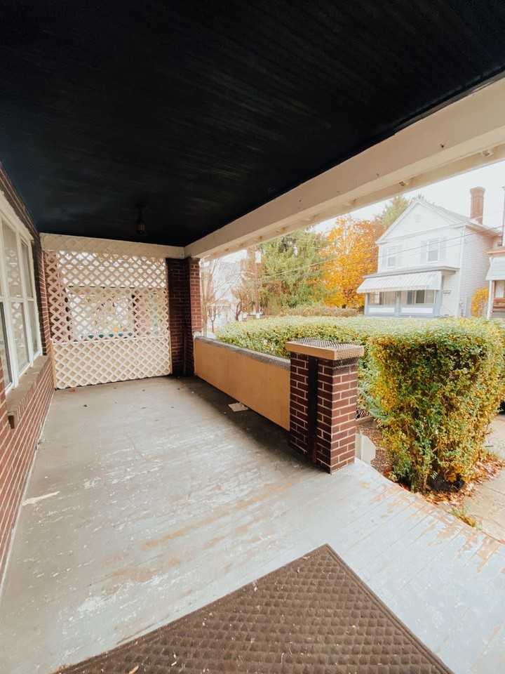 2937 Sacramento Ave - Photo 3 of 17