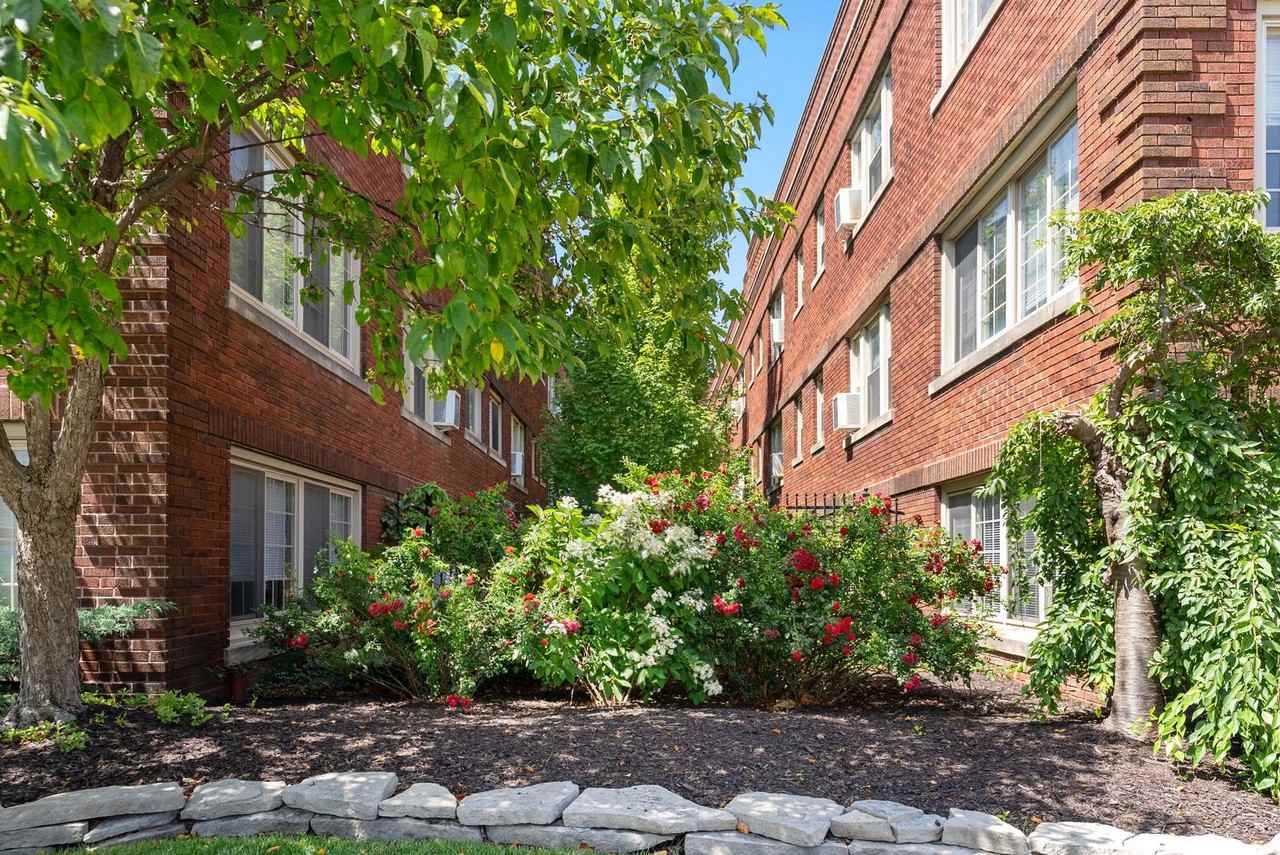 Historic Worthington Manor Apartments - Photo 5 of 13