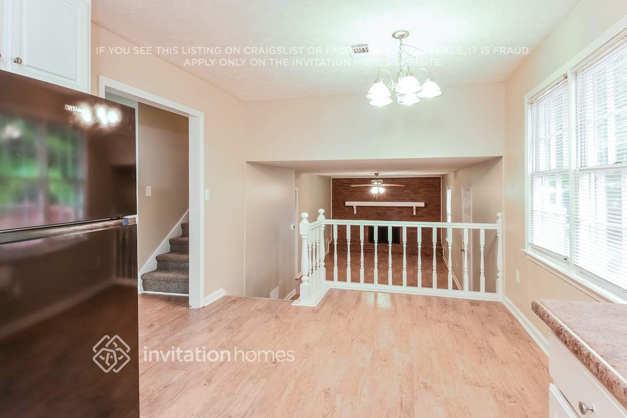 3082 Dempsey Pl - Photo 5 of 18
