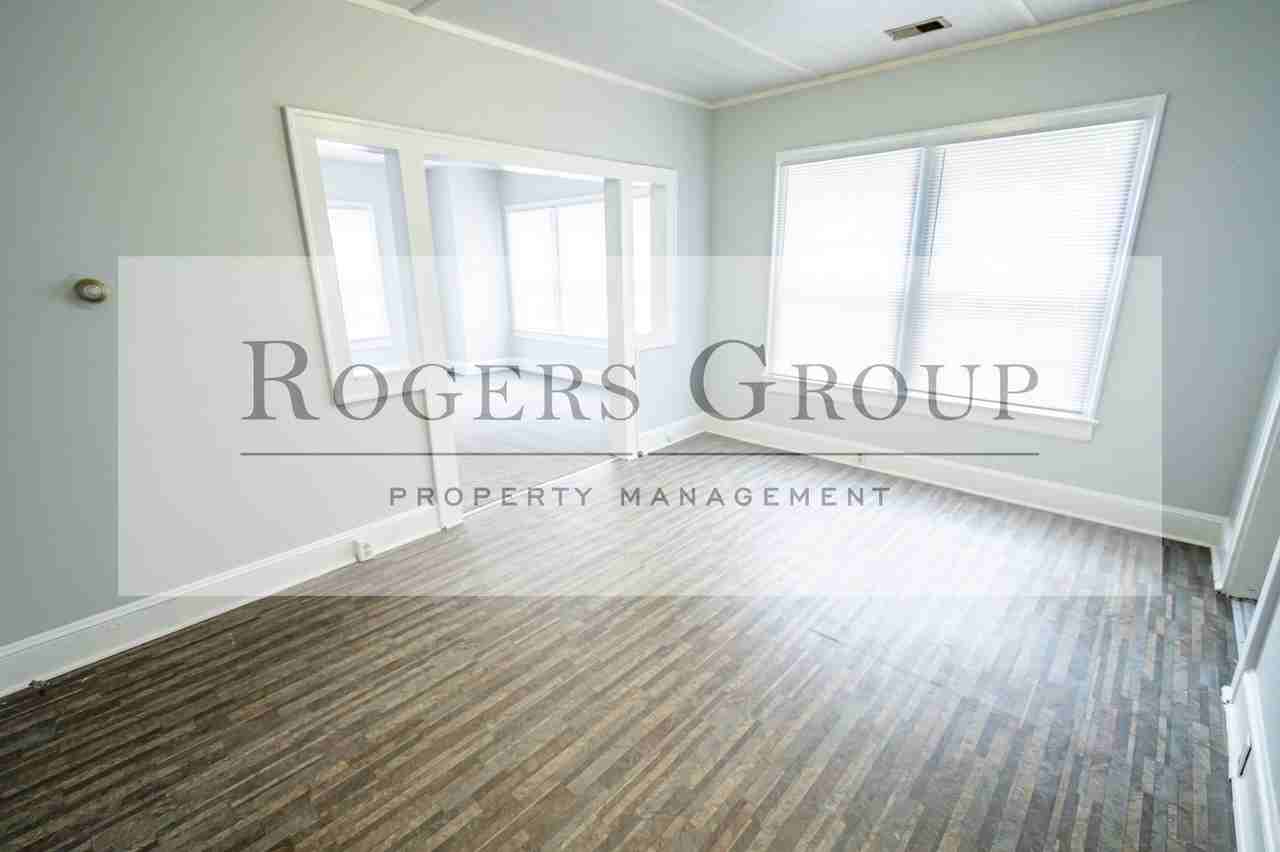 527 Rowland St - Photo 3 of 9