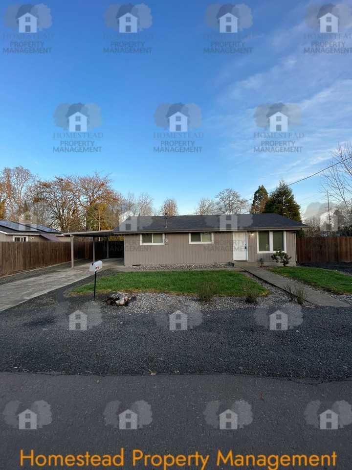 425 S 8th St - Photo 3 of 26