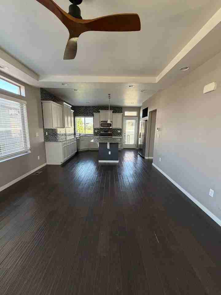 4456 Elegant St - Photo 2 of 23