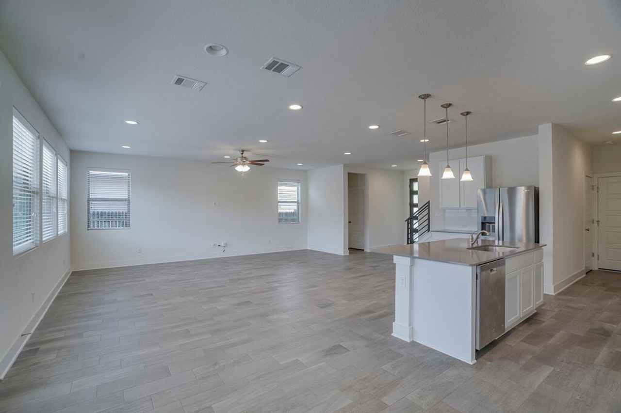 9102 Moonstone Dr - Photo 7 of 19