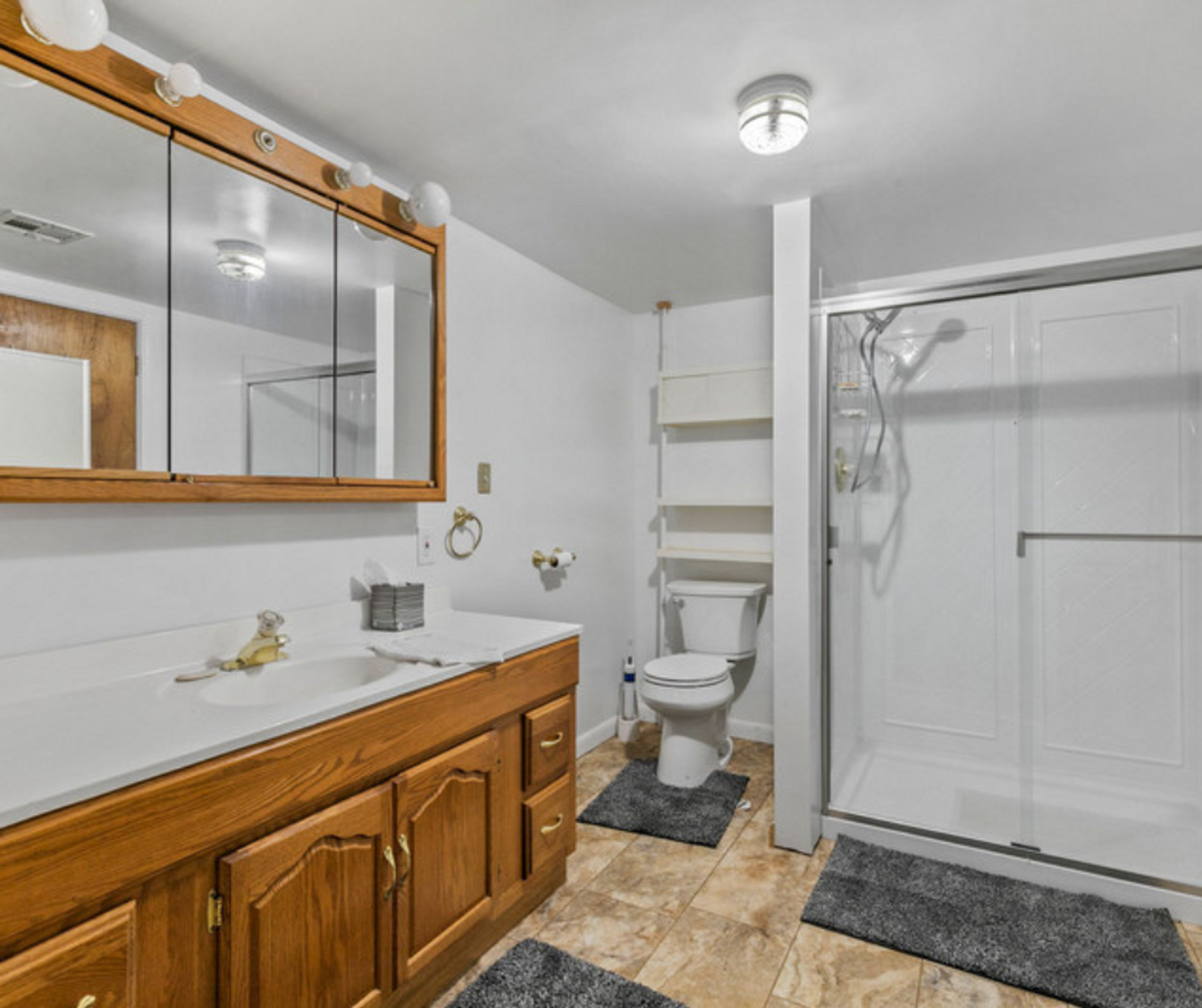 3802 Carlyss Dr - Photo 4 of 5