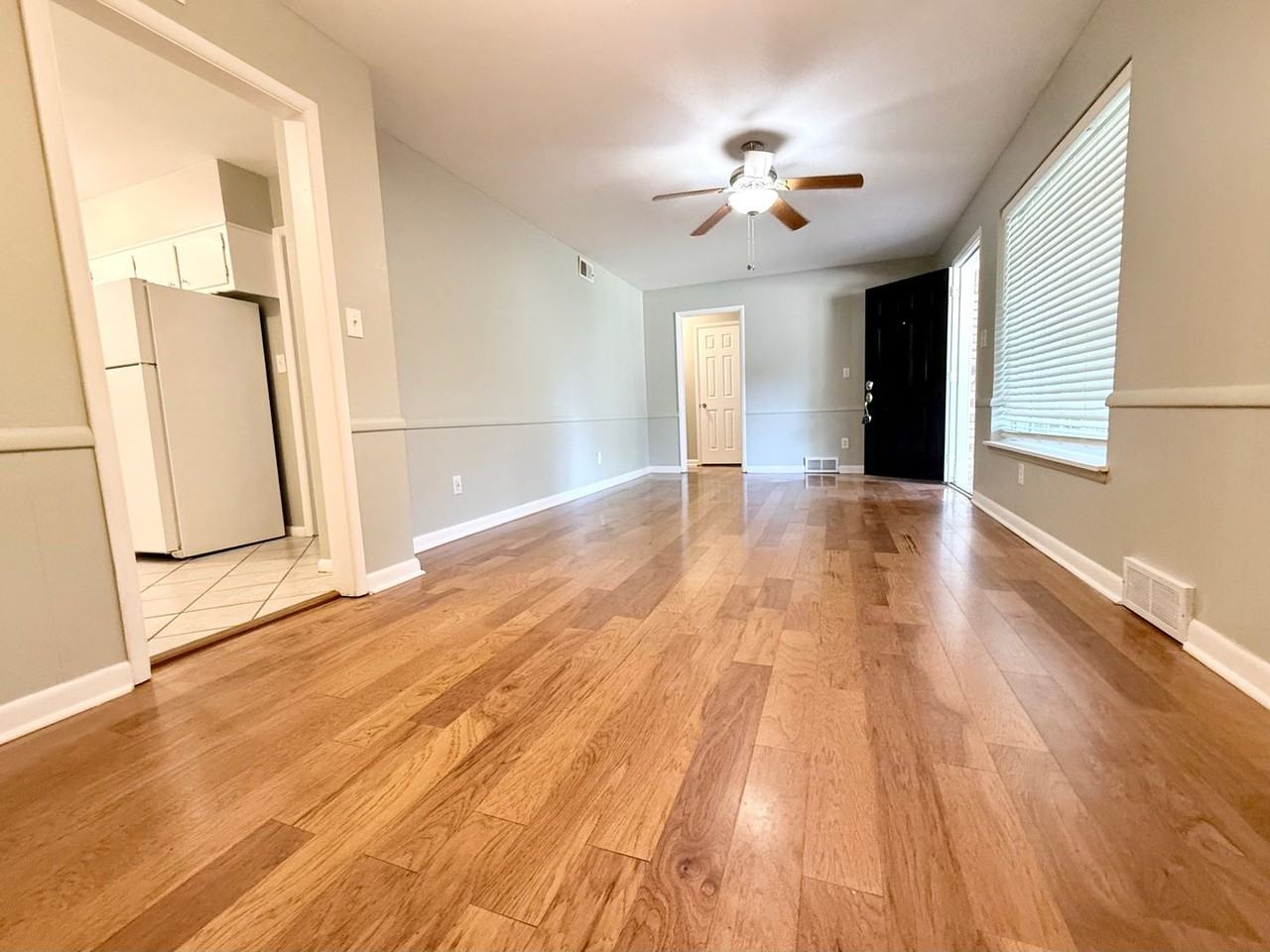 2025 Nw 46th St - Photo 3 of 14