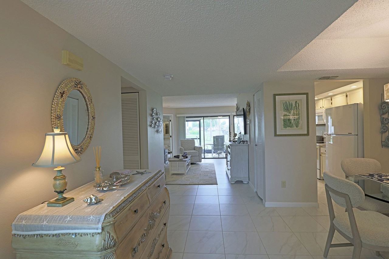 17240 Terraverde Cir #2 - Photo 4 of 29