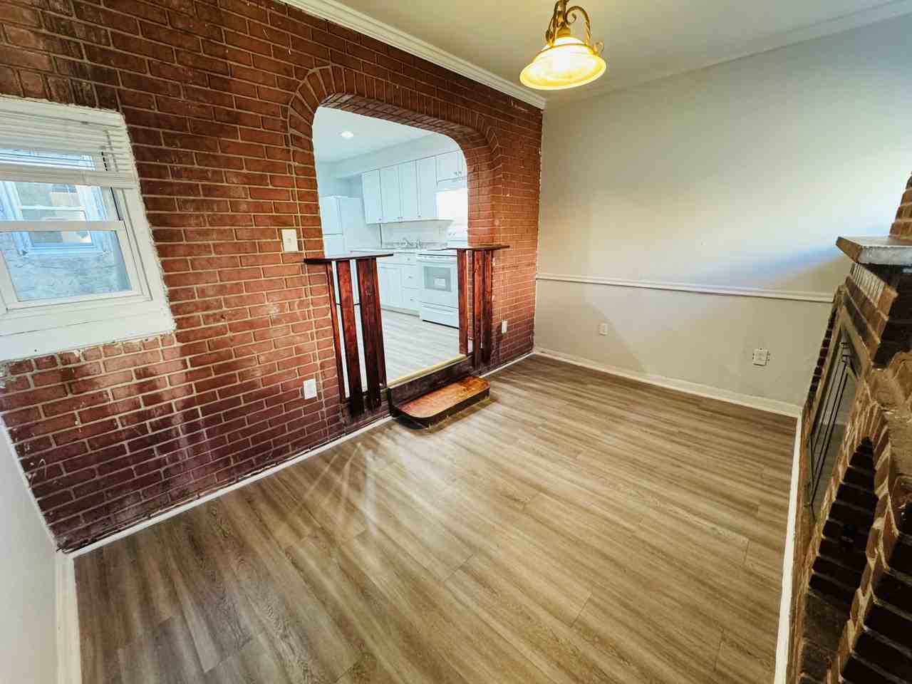 1850 E Monmouth St - Photo 7 of 17