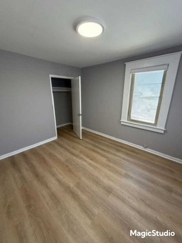 2835 Short St - Photo 7 of 10