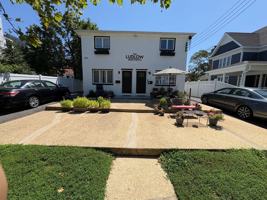 featured image of 404 7th Ave