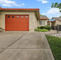 732 Stonebriar Trl - Photo 1 of 1