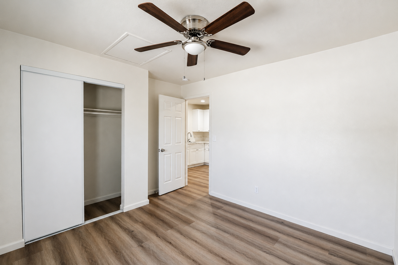 14139 Cypress Sands Ln - Photo 2 of 8