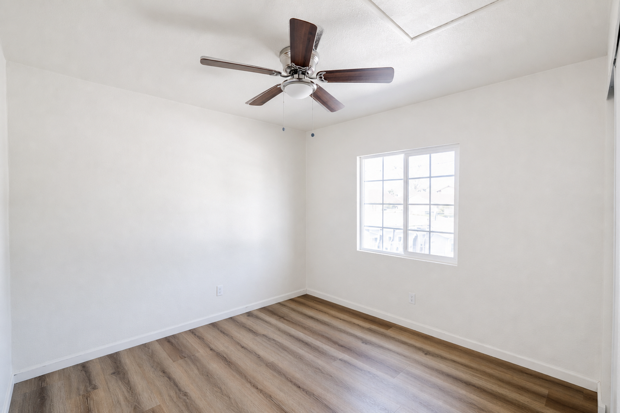 14139 Cypress Sands Ln - Photo 3 of 8