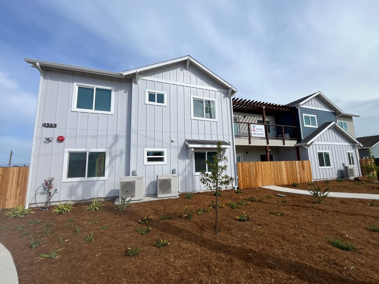 4563 12th St - Photo 3 of 31