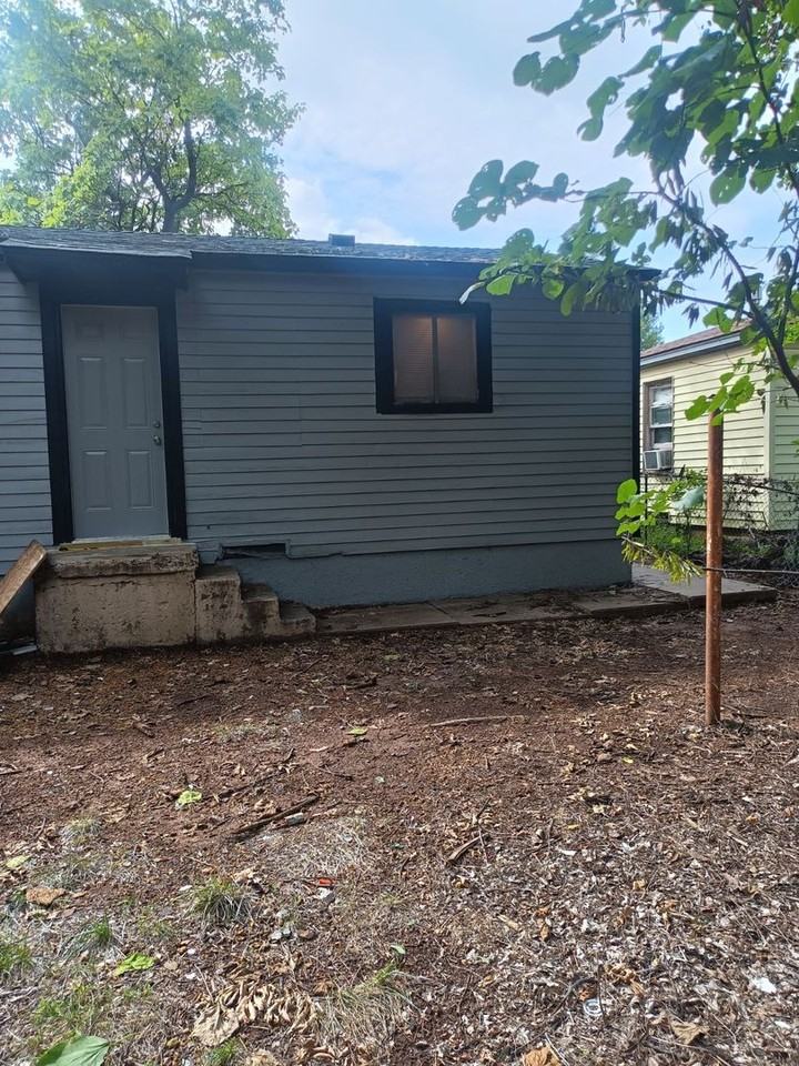 6318 Anderson Dr - Photo 2 of 9