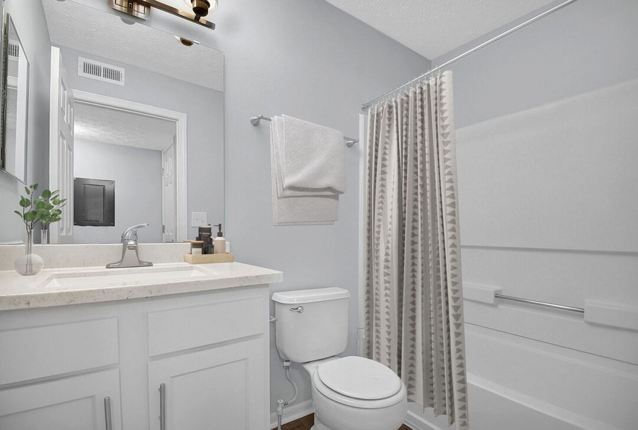 833 Misty Hollow Lane - Photo 3 of 5