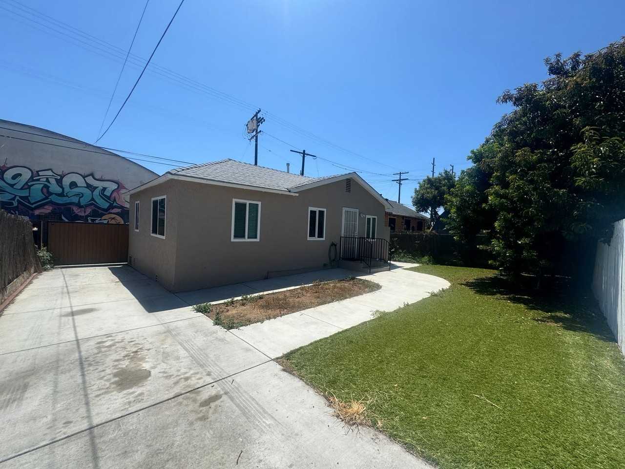 2129 National Ave - Photo 6 of 12