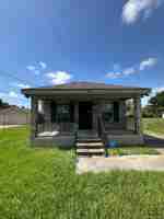 featured image of 1406 Memory Ln