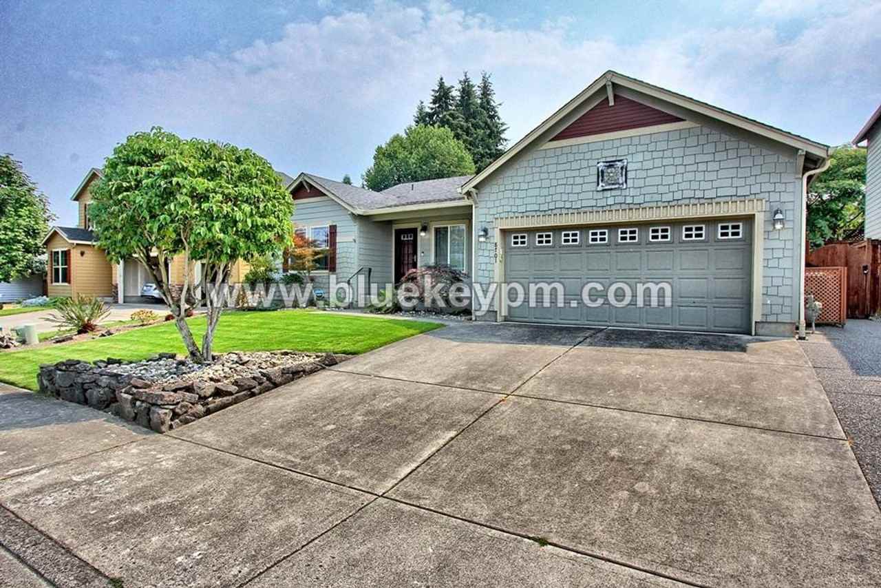 8701 Ne 66th St - Photo 3 of 19