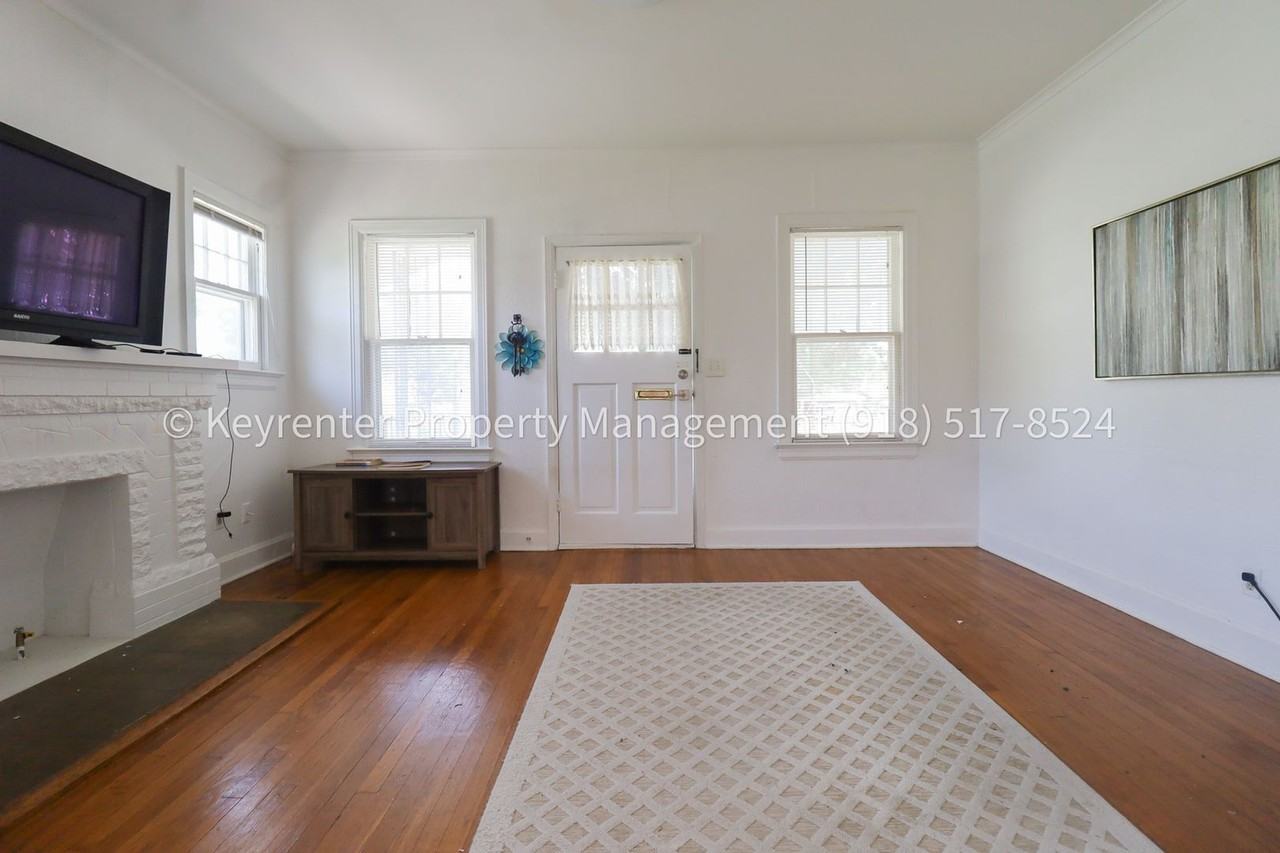 1622 S Indianapolis Ave - Photo 7 of 23