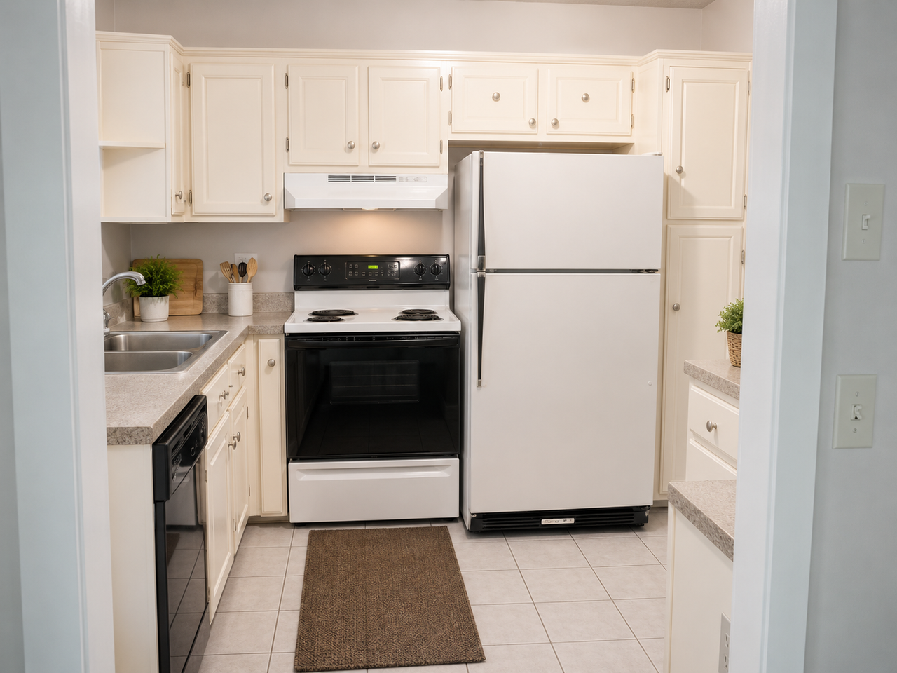 1815 Gardenspring Dr - Photo 2 of 3