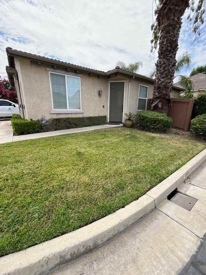 5001 W Fiano Ave - Photo 2 of 21