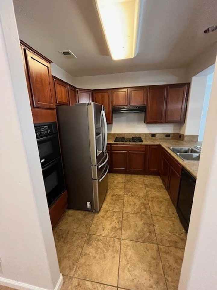 5001 W Fiano Ave - Photo 5 of 21