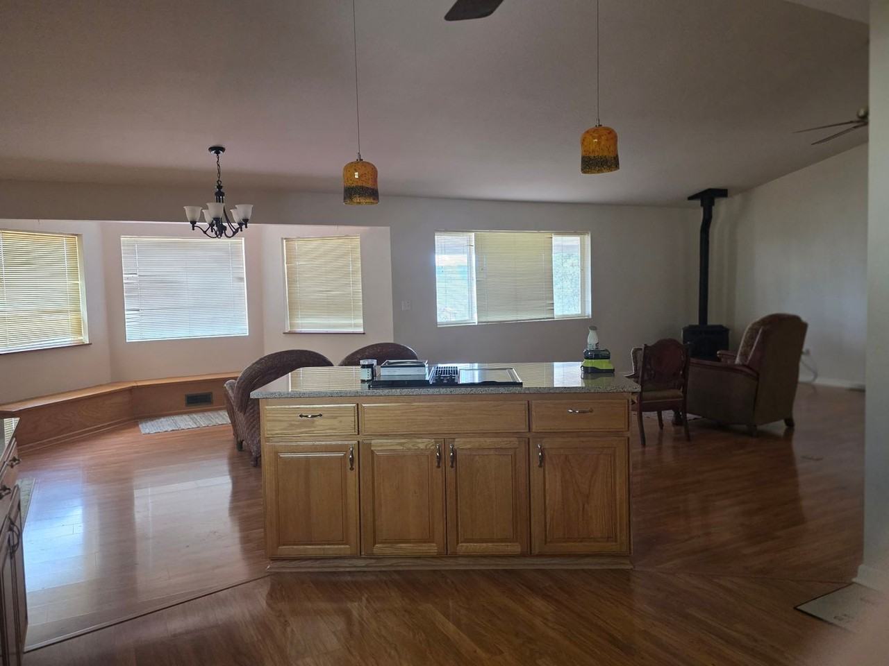3671 Sandstone Dr - Photo 3 of 8