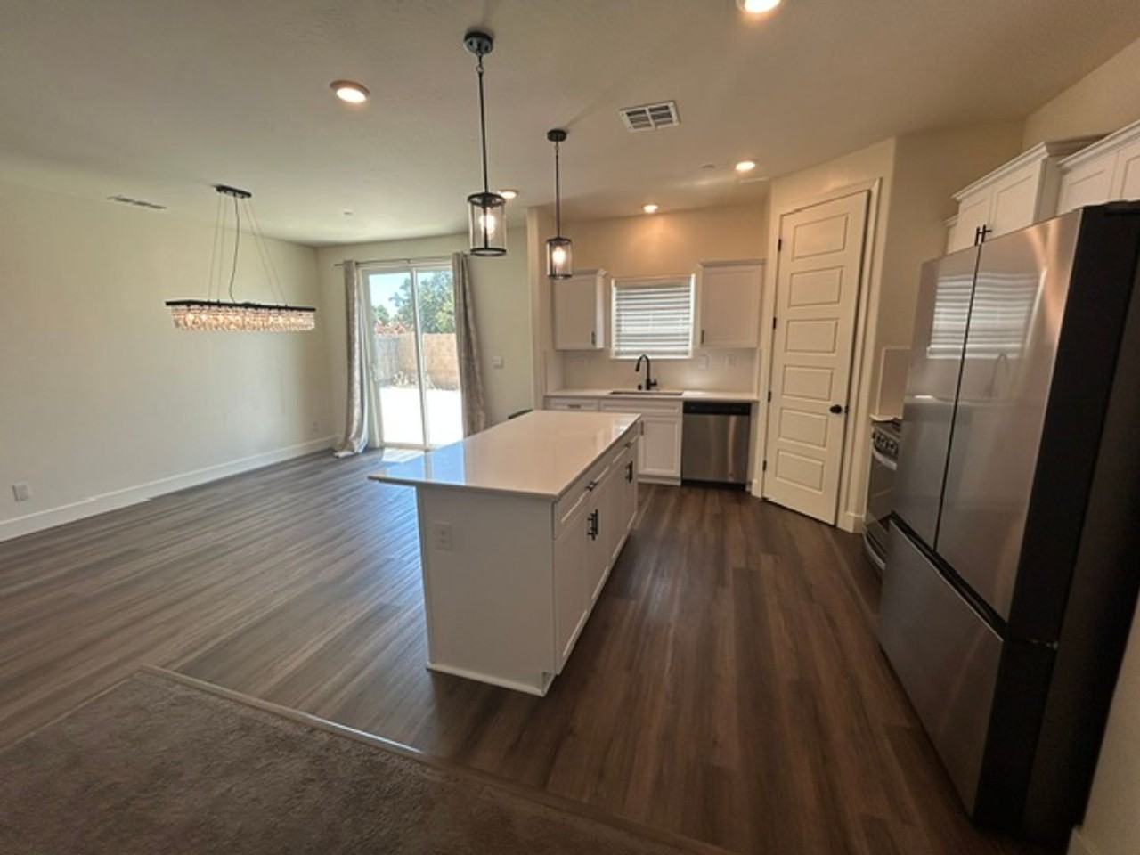 2635 S Cain Ct - Photo 5 of 10