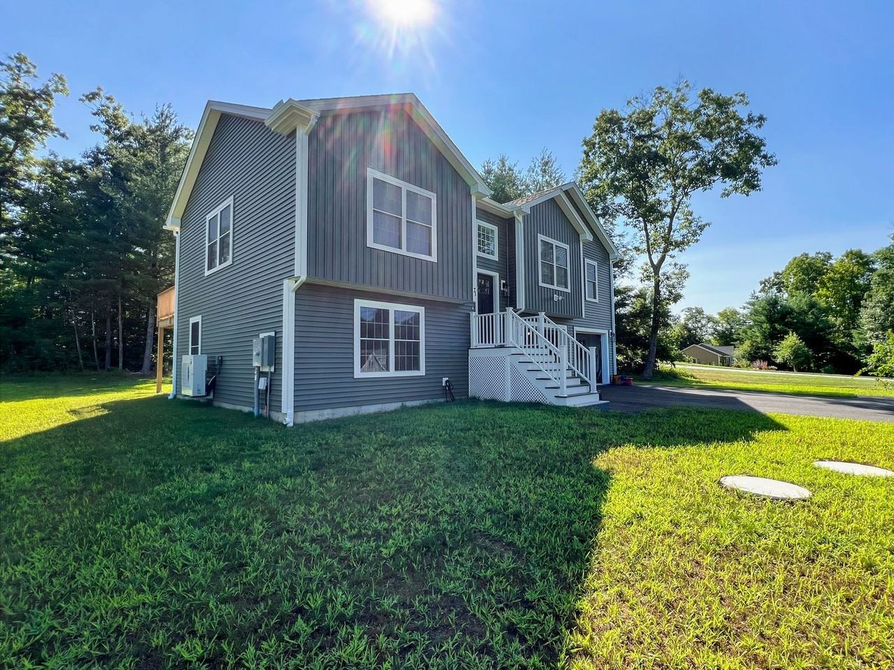 71 Donovan Dr - Photo 4 of 20