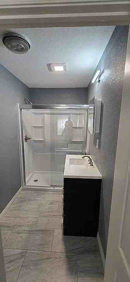 723 Sw 45th St - Photo 7 of 13