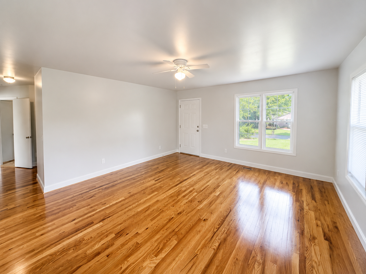 701 Meadow St - Photo 2 of 18