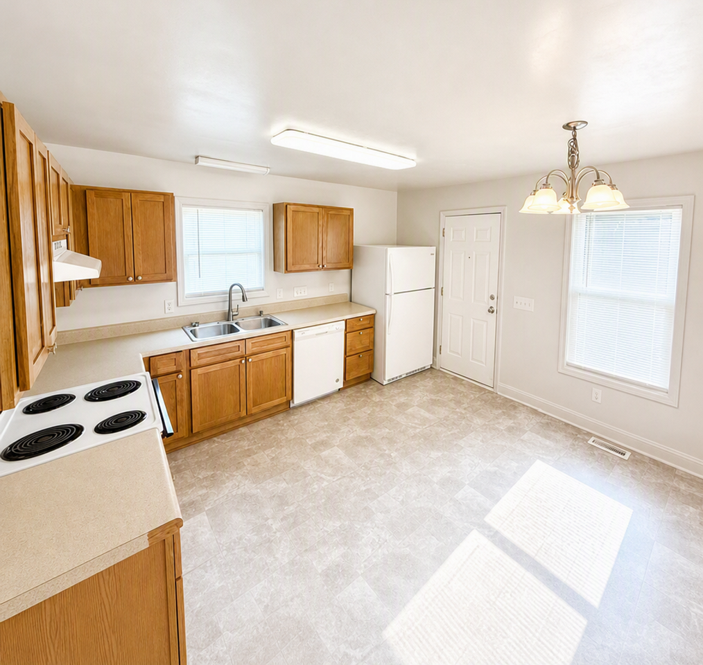 701 Meadow St - Photo 4 of 18