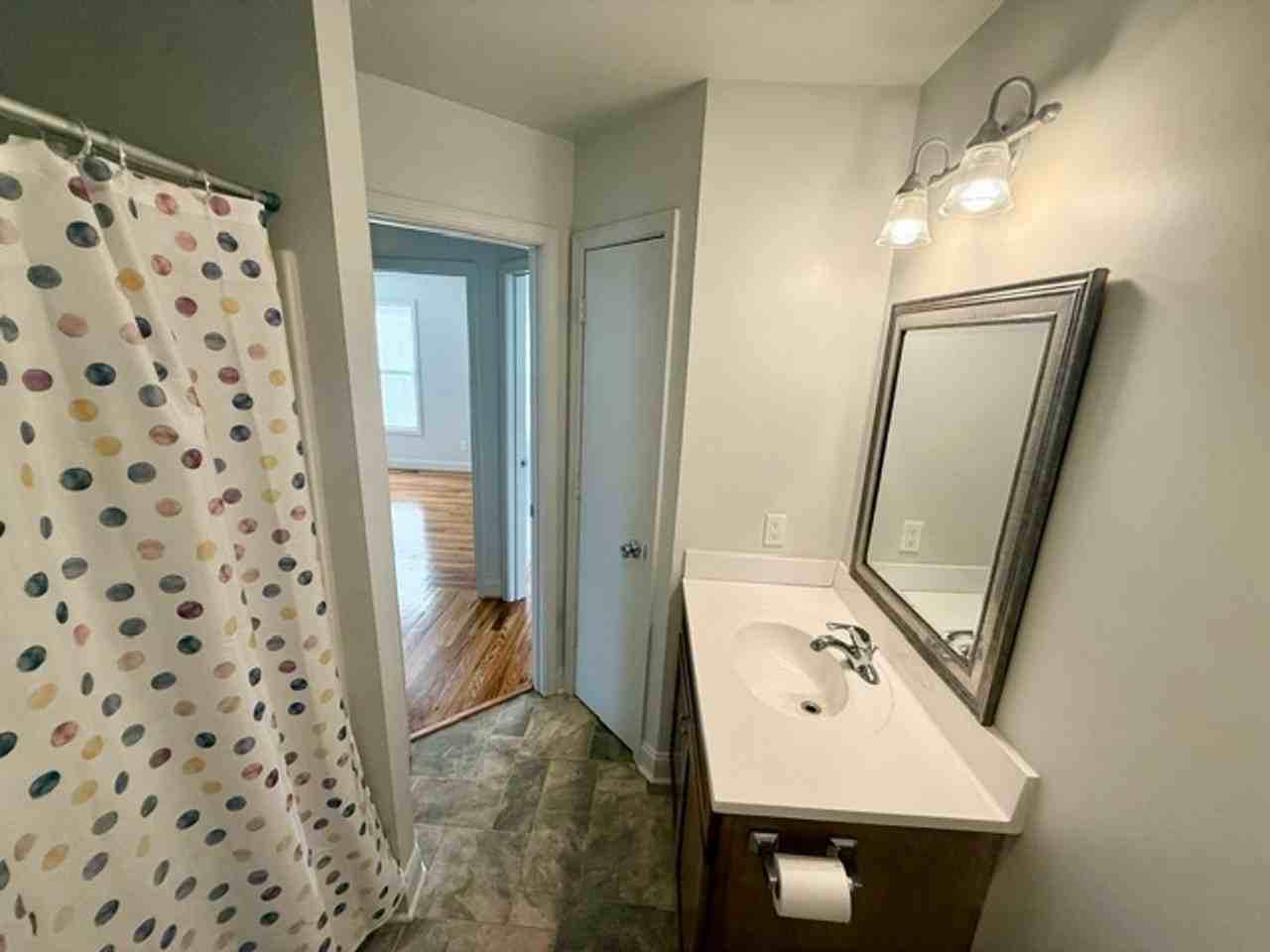 701 Meadow St - Photo 7 of 18