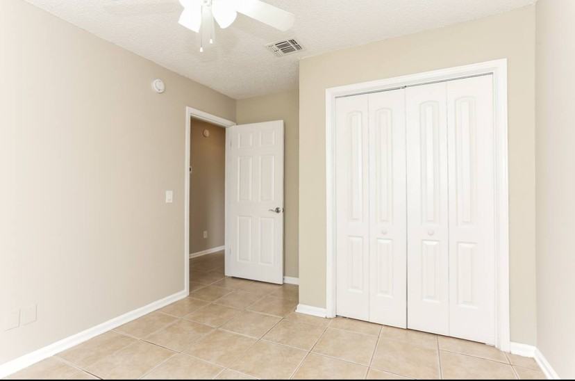 361 Hickory Hollow Drive North - Photo 5 of 15