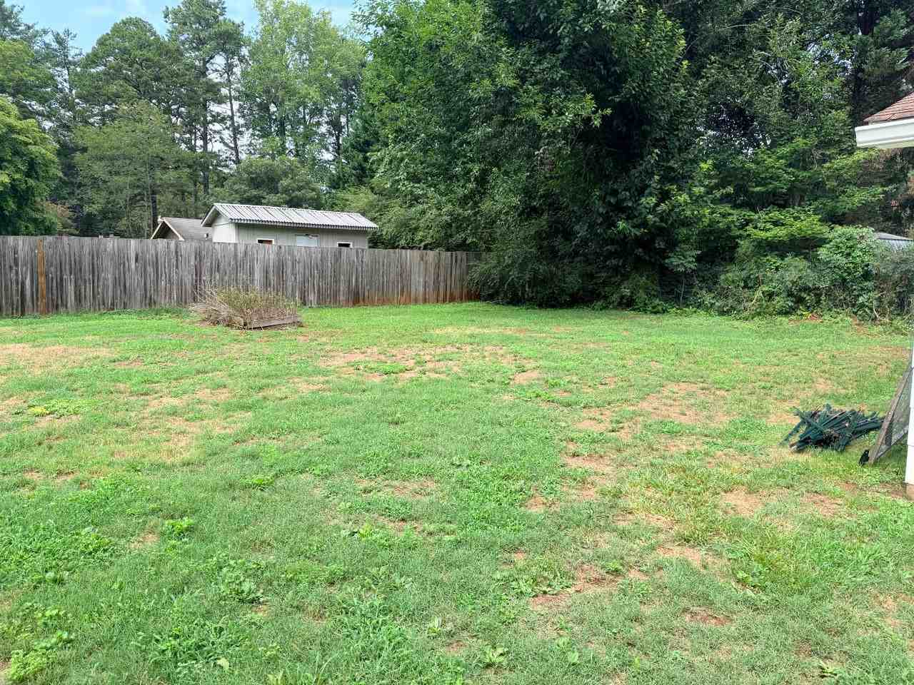 415 Sells Rd - Photo 7 of 7