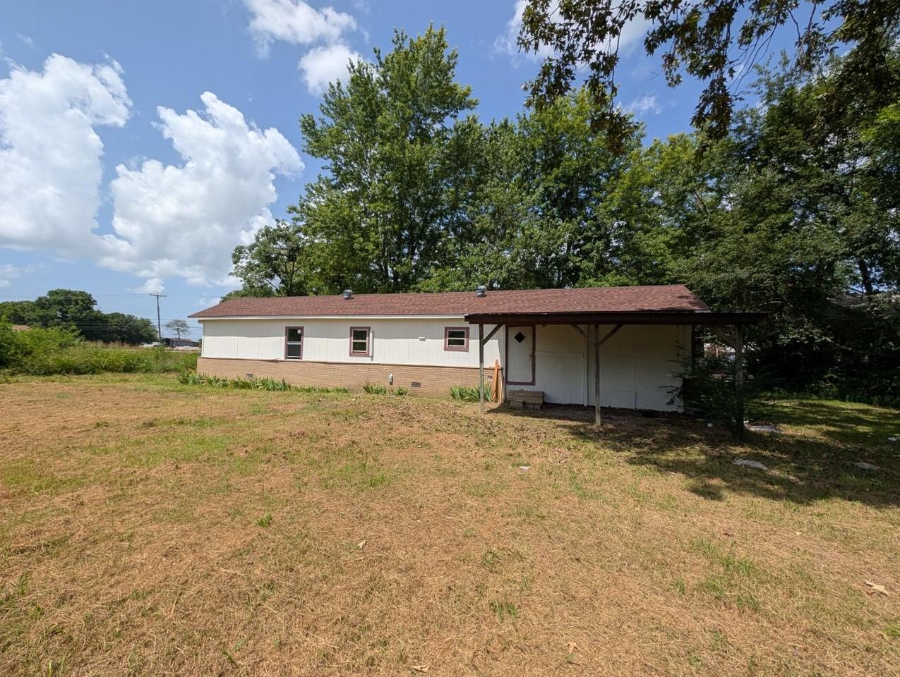 435 Main St - Photo 3 of 11