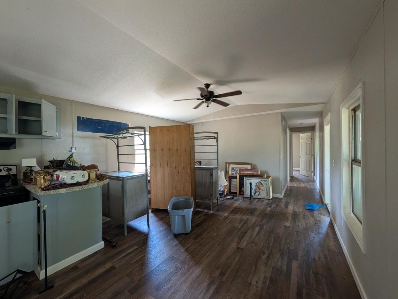 435 Main St - Photo 6 of 11