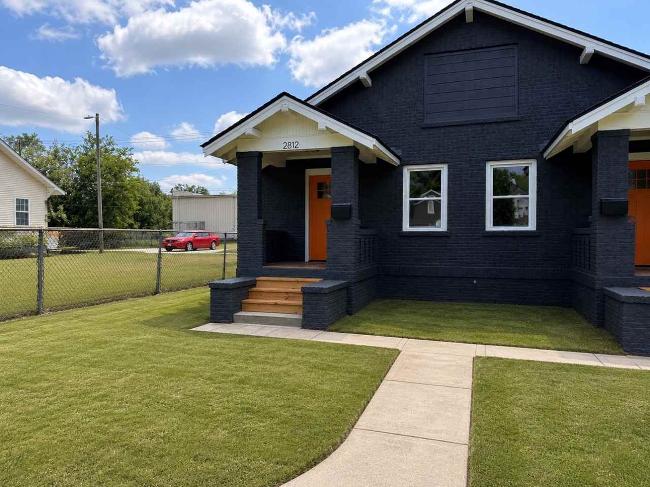 2810 E 5th Ave - Photo 3 of 3